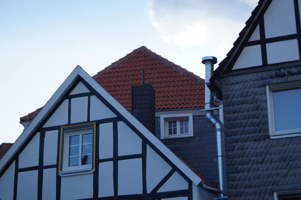 Fachwerk und saniertes Steildach in Hattingen
